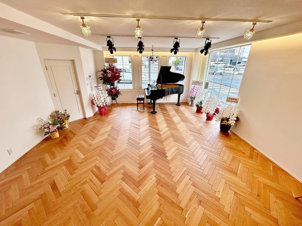 piano lesson studio CLASSICS